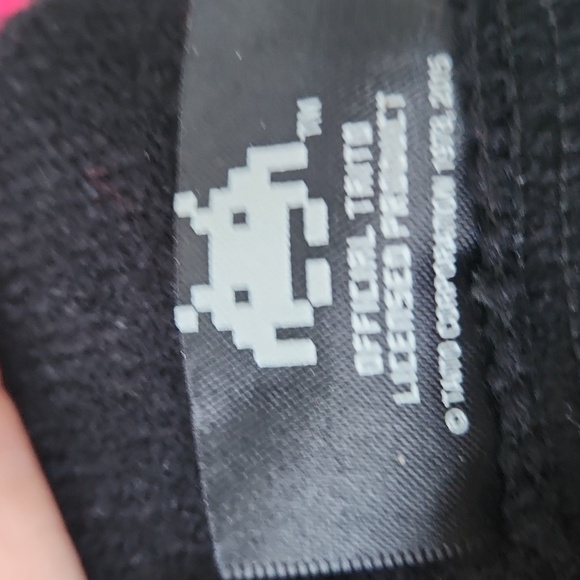 Space Invaders, Atari, Gamer, scarf, black, yellow, alien, pink, blue, f… - Picture 3 of 9